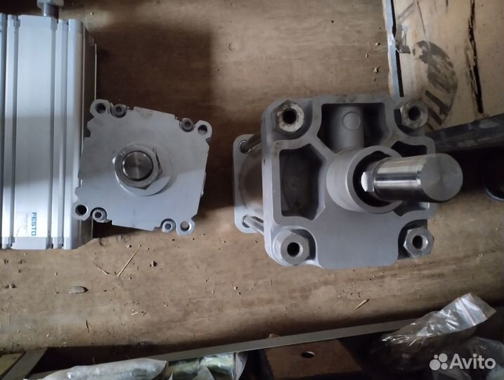 Пневмоцилиндр festo