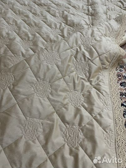 Покрывало на 2 х спальную кровать