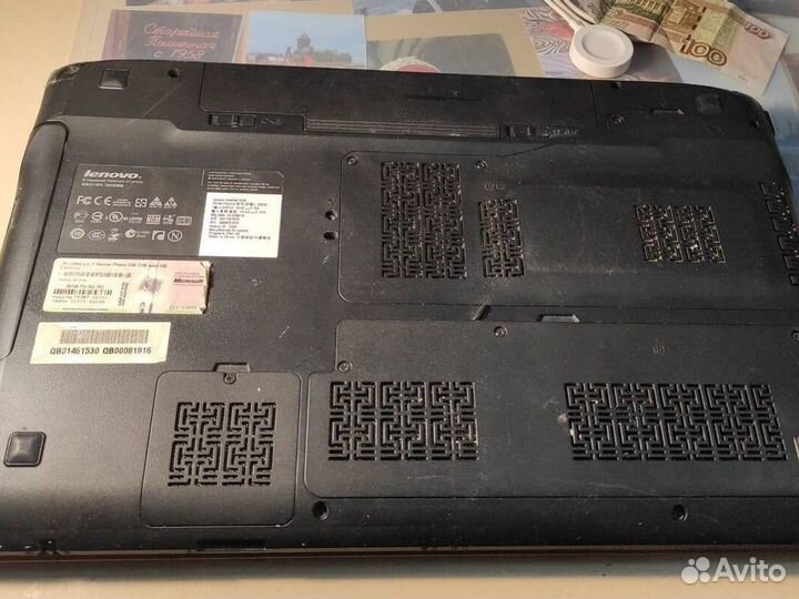 Lenovo ideapad y560