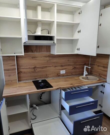 Кухонный гарнитур угловой