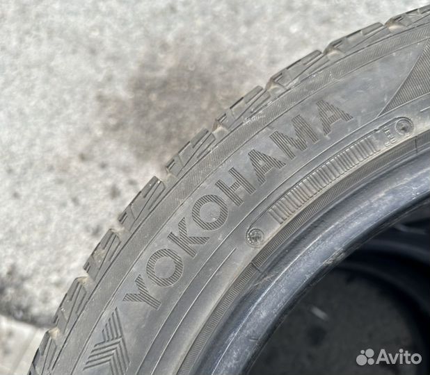 Yokohama Ice Guard IG50A 215/55 R17