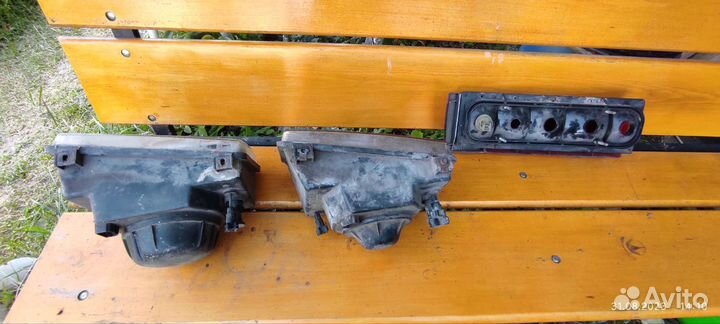 Продам фары передние и задние на Москвич 2141 азлк
