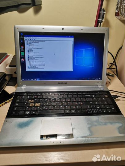 Samsung rv520 Intel i3 / geforce 520