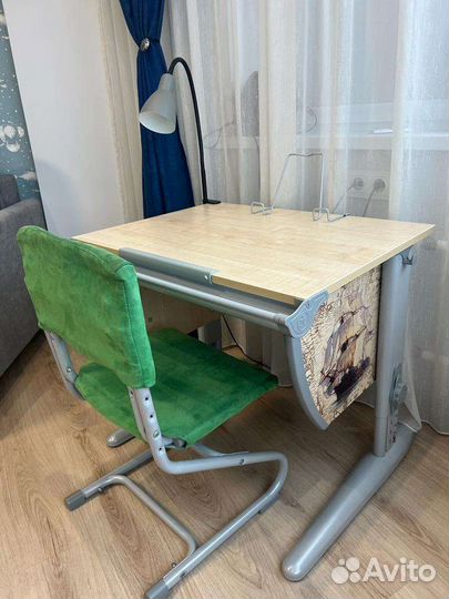 Растущая парта и стул дэми