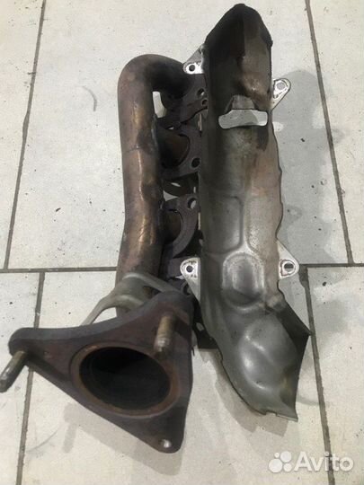 Выпускной коллектор правый Lexus Gs430 UZS190