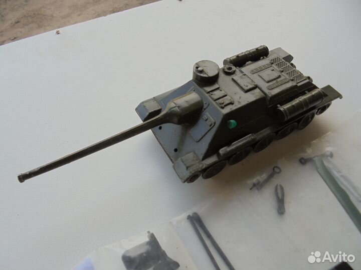 Военная техника. Игрушки. Металл. СССР