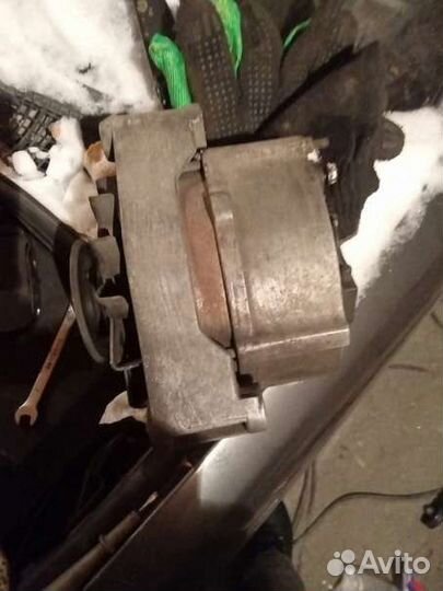 Генератор е34