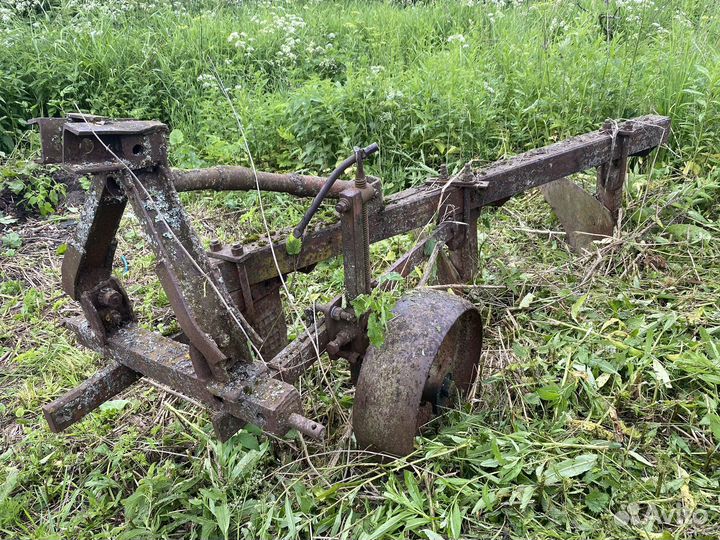 Плуг на мтз 80