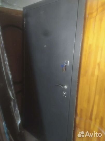 Металлическая дверь бу