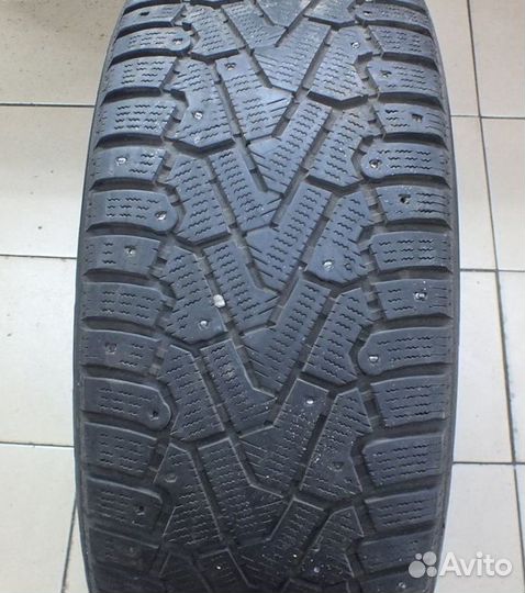 Pirelli Ice Zero 245/45 R19 98T