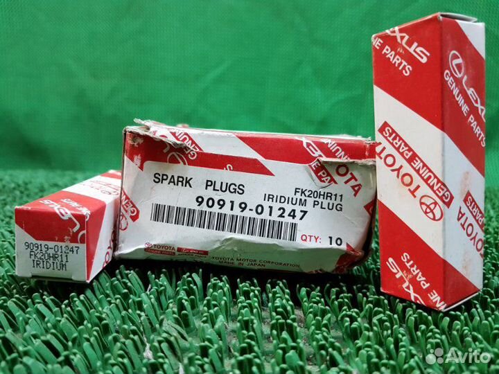 Свеча зажигания Toyota