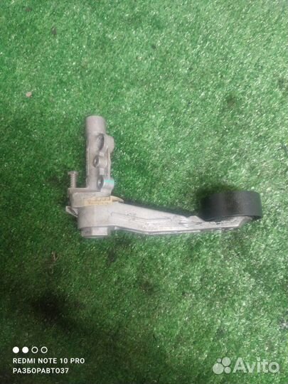 Ролик натяжной навесного оборудования Citroen C4