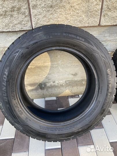 Dunlop Winter Maxx WM01 215/60 R16