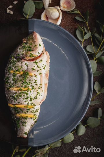 Дорадо фаршированная гребешком, свежими шампиньона