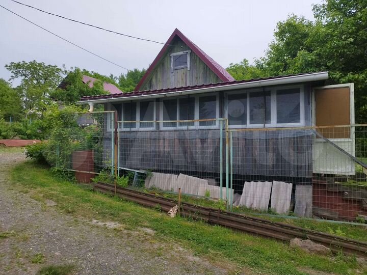 Дом 38 м² на участке 6 сот.