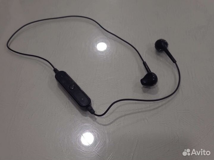 Беспроводные наушники