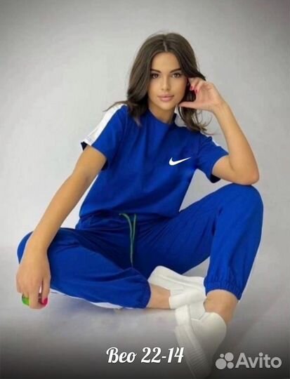 Спортивный костюм женский тонкий nike