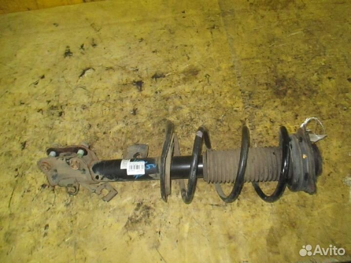 Стойка подвески Nissan Juke YF15 (Переднее Правое)