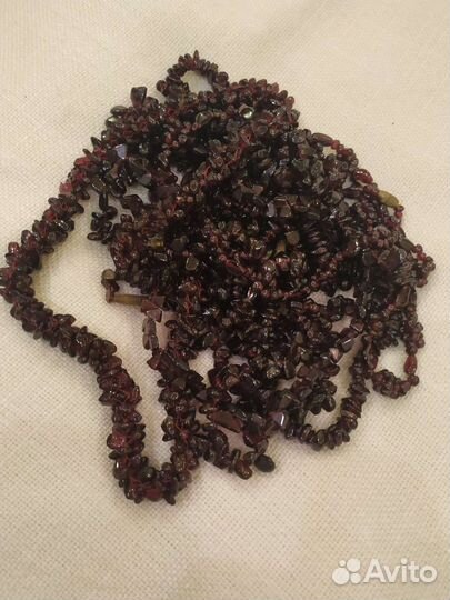 Гранатовые бусы