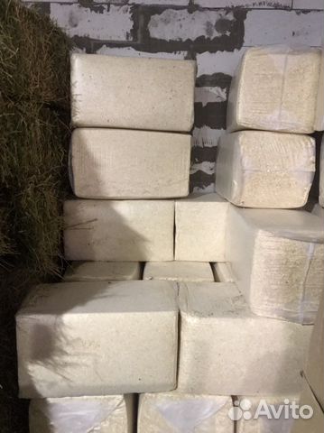 Опилки в брикетах