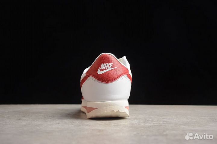 Брак кроссовки Nike Cortez