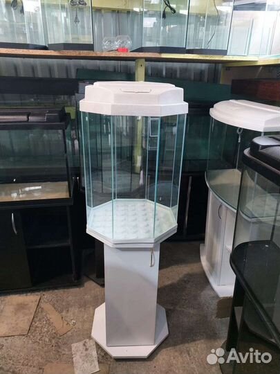 Новый 100 литров с пластиковой крышкой