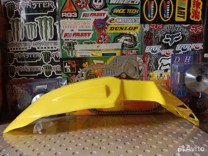 Крыло на кроссовый мотоцикл желтое