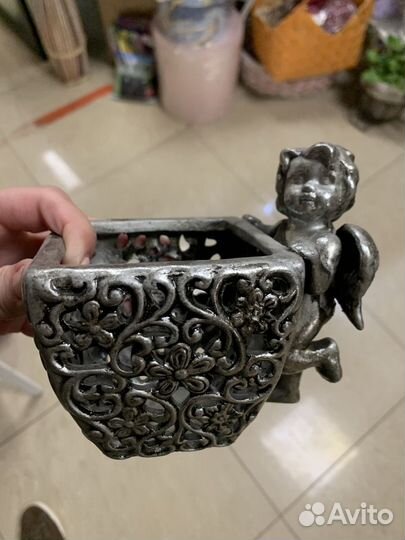 Кашпо ангел