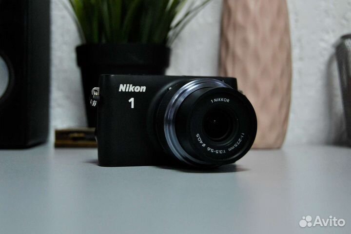 Nikon 1 s2