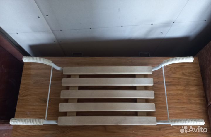 Сиденье для ванны