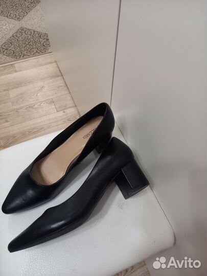 Туфли 40 р. Новые