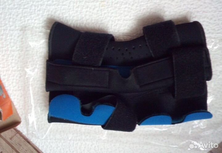 Ортез на коленный сустав с шарнирами Fosta