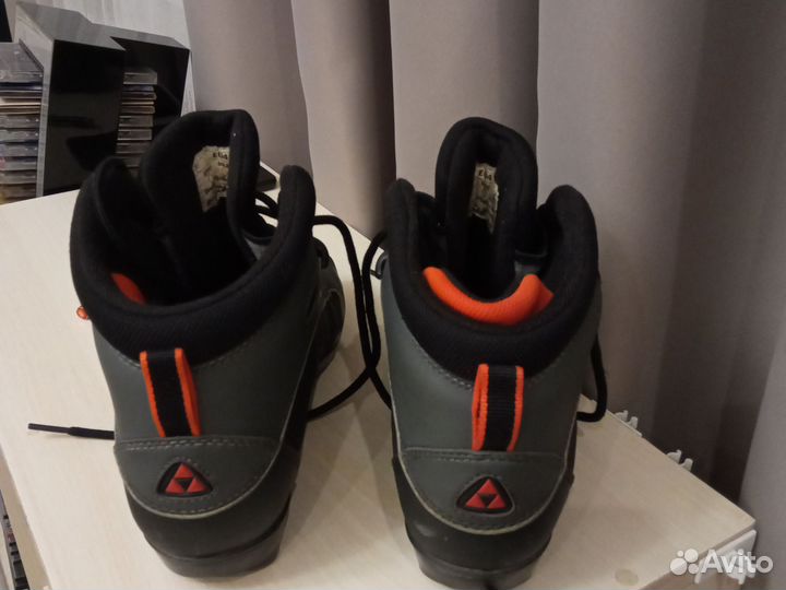 Лыжные ботинки fischer