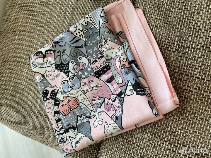 Шелковый платок с котиками