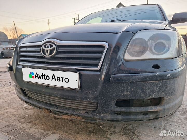 Toyota Avensis 2.0 AT, 2004, 200 000 км