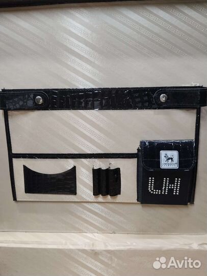 Чемодан старинный