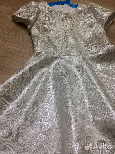 Нарядное платье для девочки 116