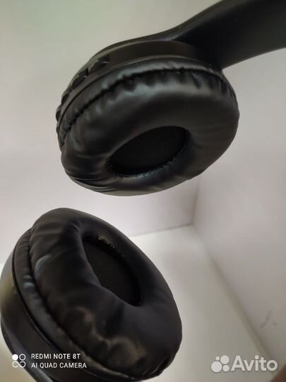 Беспроводные наушники с подсветкой