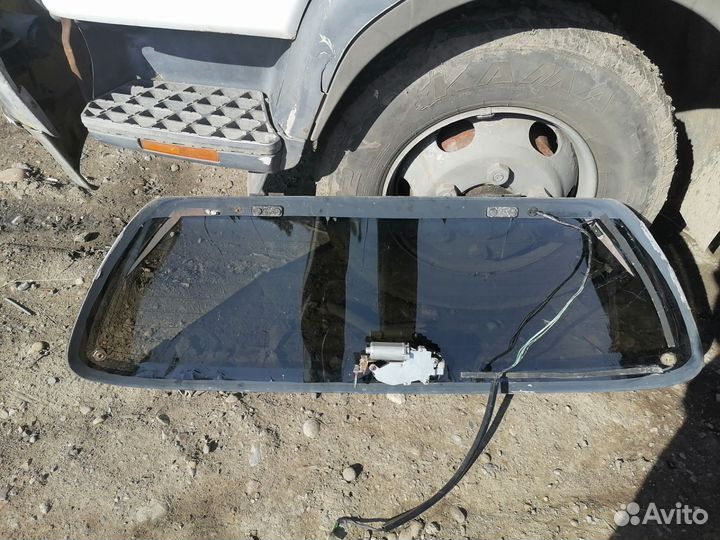 Стекло заднее Honda Civic eg4