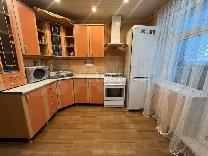 2-к. квартира, 56 м², 6/9 эт.