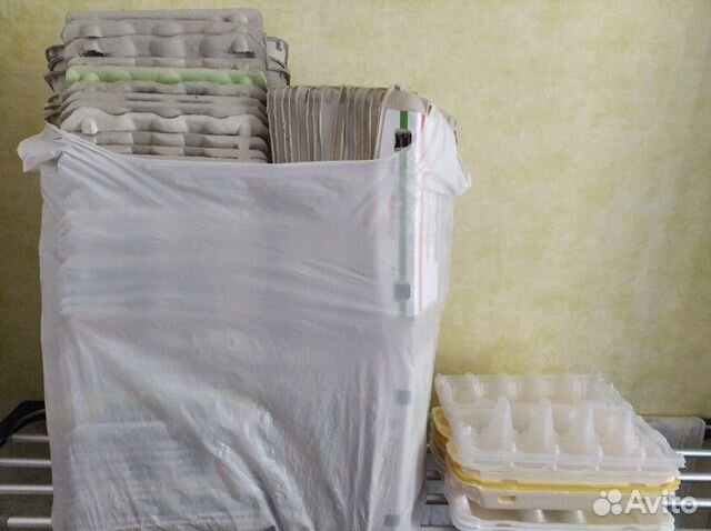 Кассеты/контейнеры/коробки для яиц