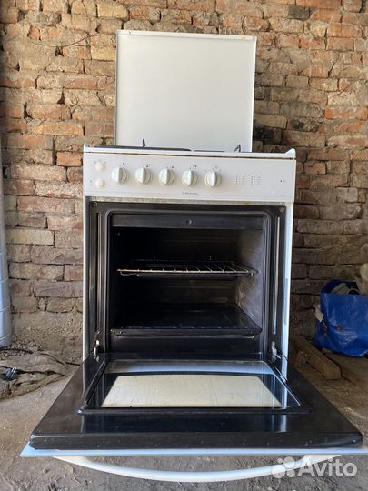 Плита газовая Electrolux б/у