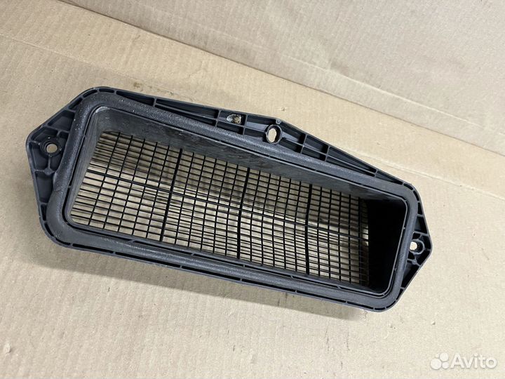 Сетка воздухозаборника печки Шкода Кодиак Тигуан 2