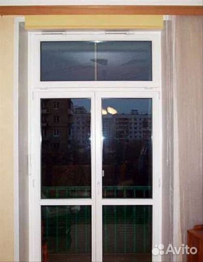 Французский балкон пластиковый, окна с отделкой