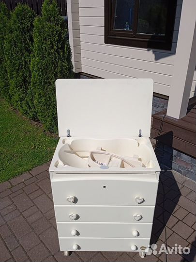 Комод пеленальный со встроенной ванночкой