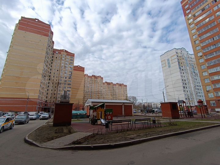 2-к. квартира, 73,7 м², 13/17 эт.