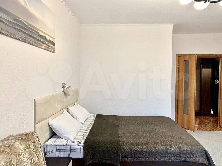 1-к. квартира, 52 м², 16/25 эт.