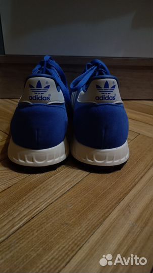 Кроссовки adidas
