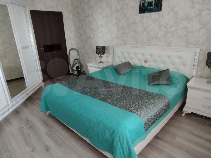 2-к. квартира, 64 м², 6/10 эт.