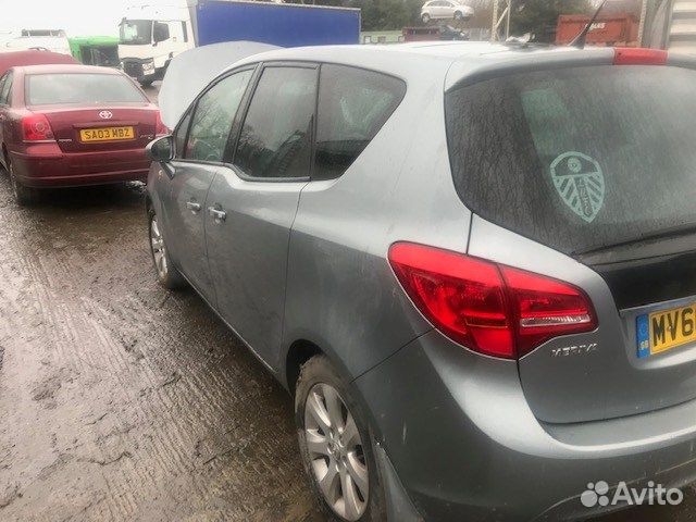 Разбор на запчасти Opel Meriva 2010